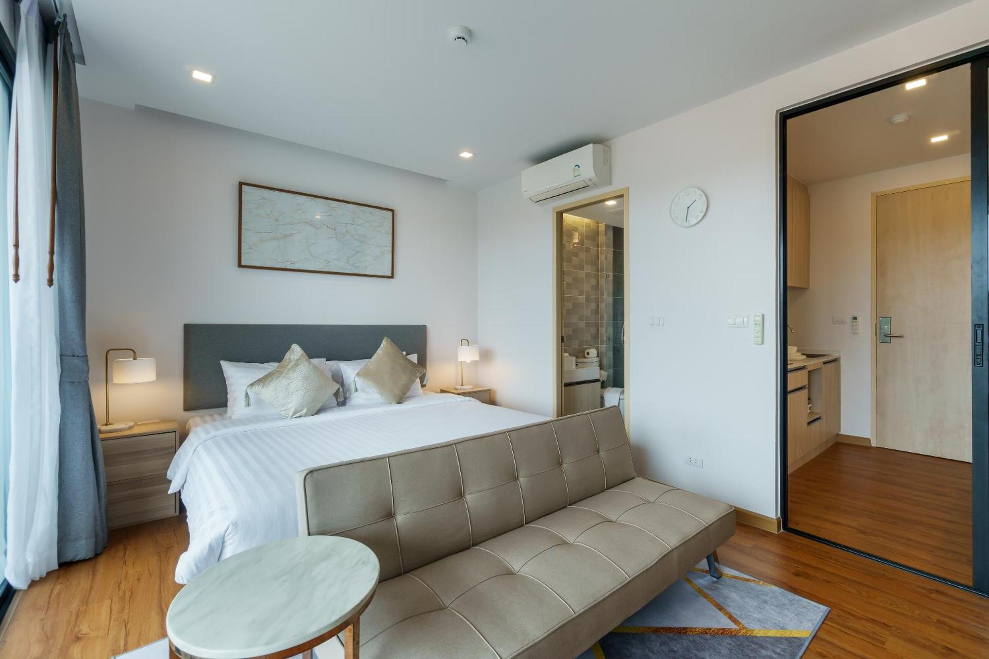 The Proud Rawai Apartment Екстериор снимка