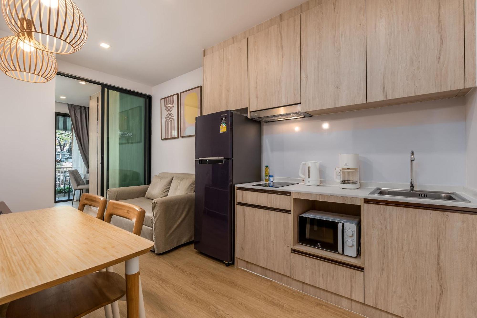 The Proud Rawai Apartment Екстериор снимка