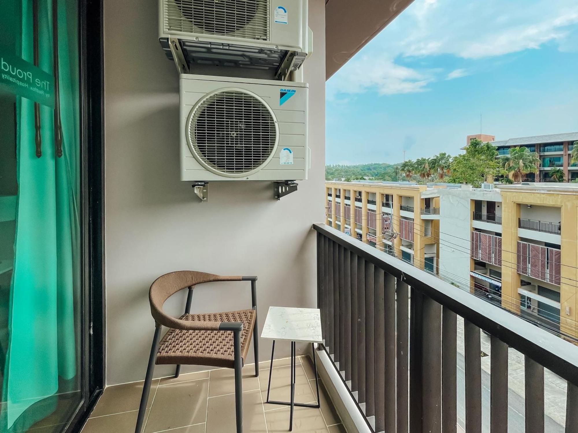The Proud Rawai Apartment Стая снимка